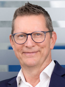 Chief Executive Officer Uwe Hohmann, Partner für Steuerberatung, Visa und Outsourcing TME Services, Dubai Chief Executive Officer Uwe Hohmann, Partner für Steuerberatung, Visa und Outsourcing TME Services, Dubai